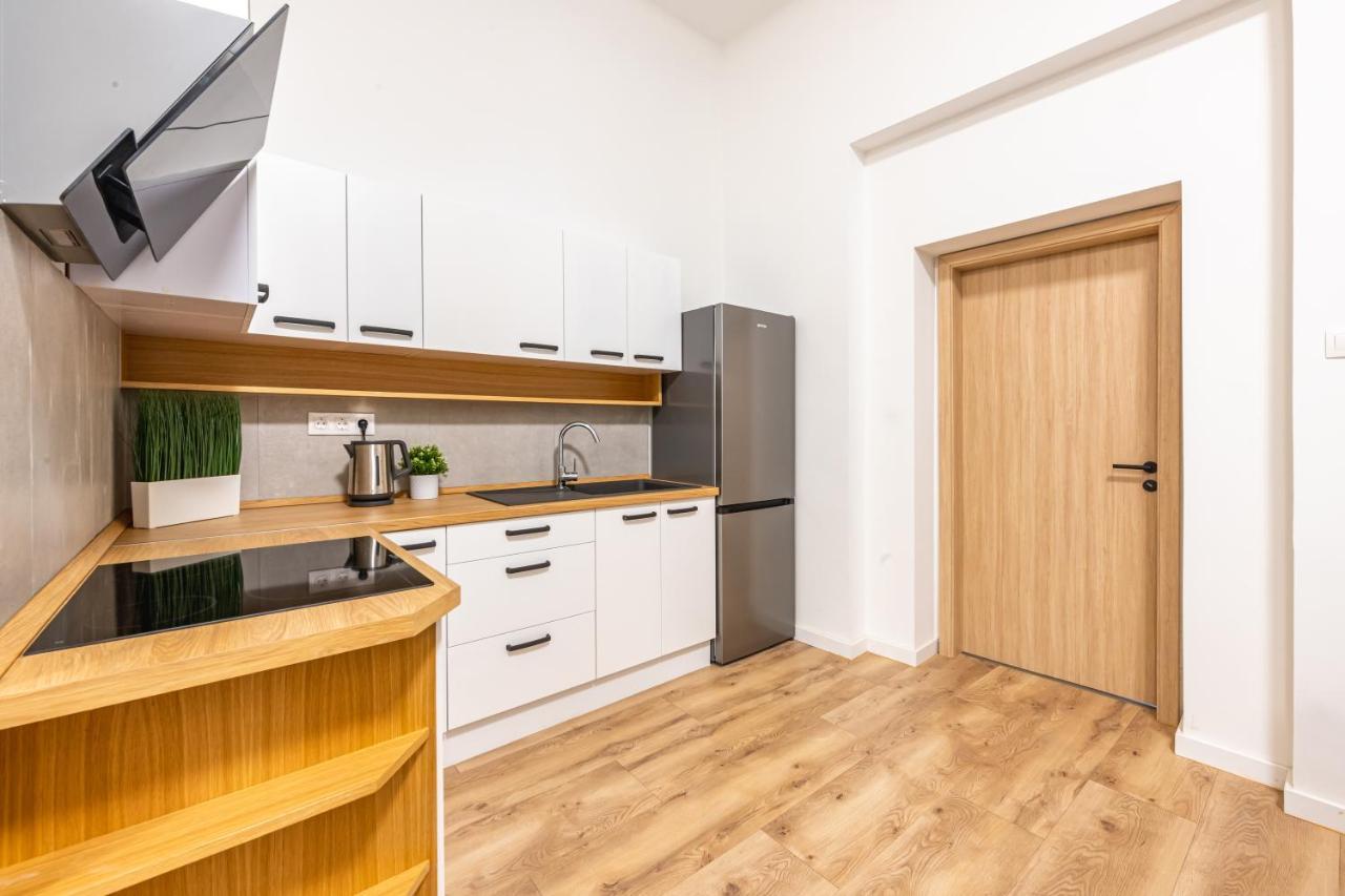 Deluxe Kazincy Apartment In The Heart Of Budapest Exterior foto